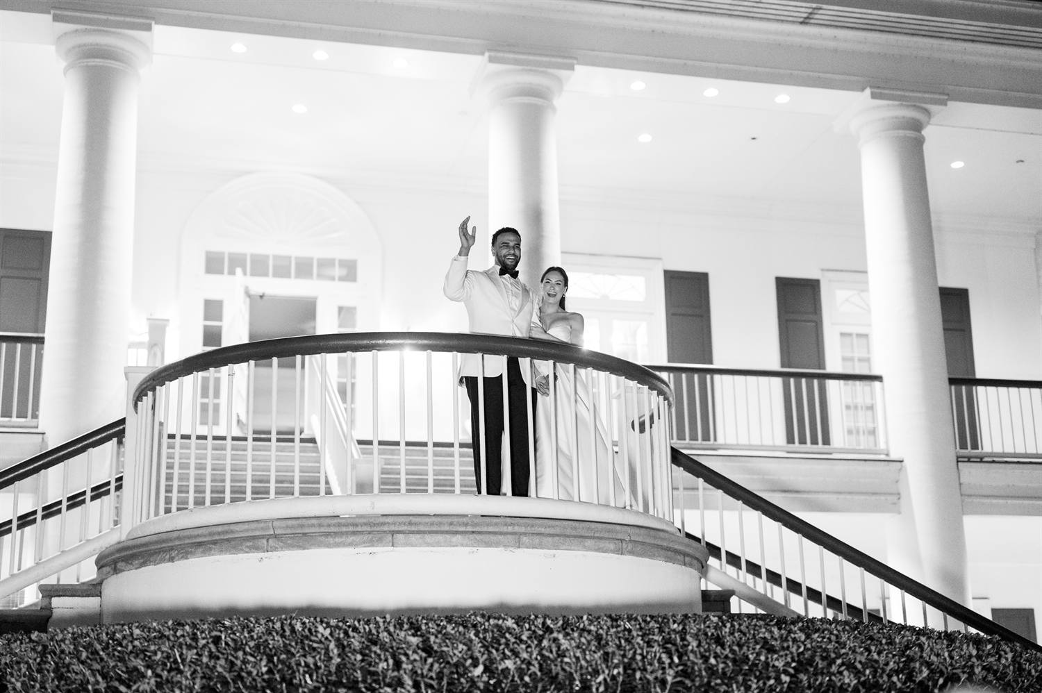 Ainsley & Jase wedding photo 9 of 34