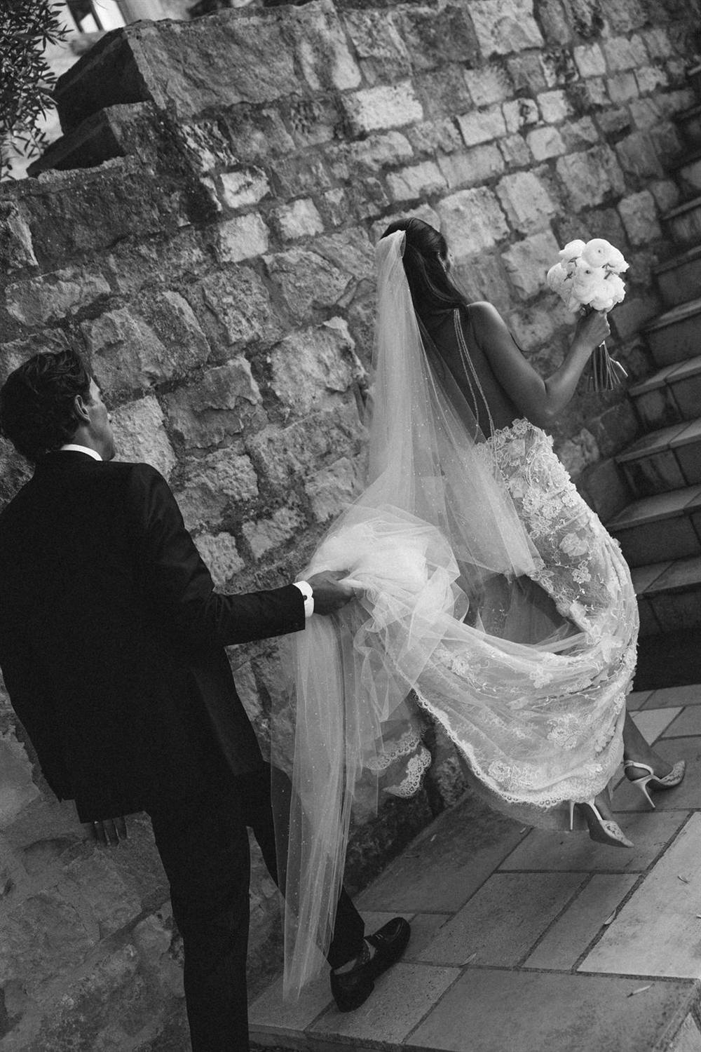 Gabrielle & Cade wedding photo 12 of 34
